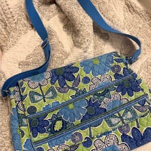 Vera Bradley messenger bag